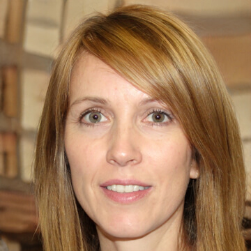 Nayla Gross